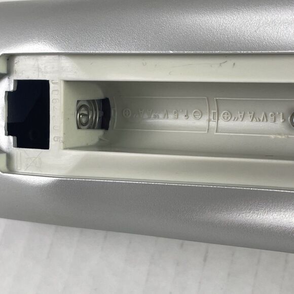 Toshiba Remote Control REM48TVA For TV Silver 8-Device Universal Replacement - Picture 12 of 12